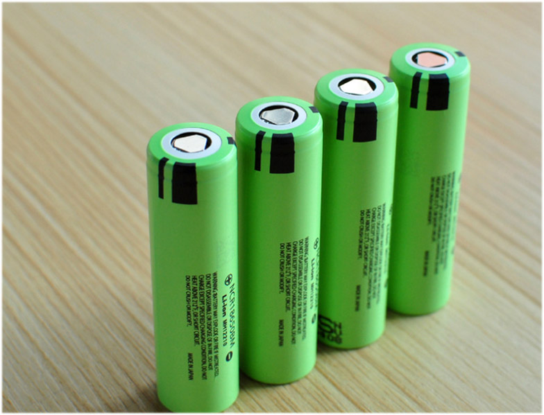 ไฟฉายแรงสูงขนาดเล็ก ส่องไกล Long Range Convoy C8+ Black หลอด KW CSLMN1.TG 6500K แสงขาว