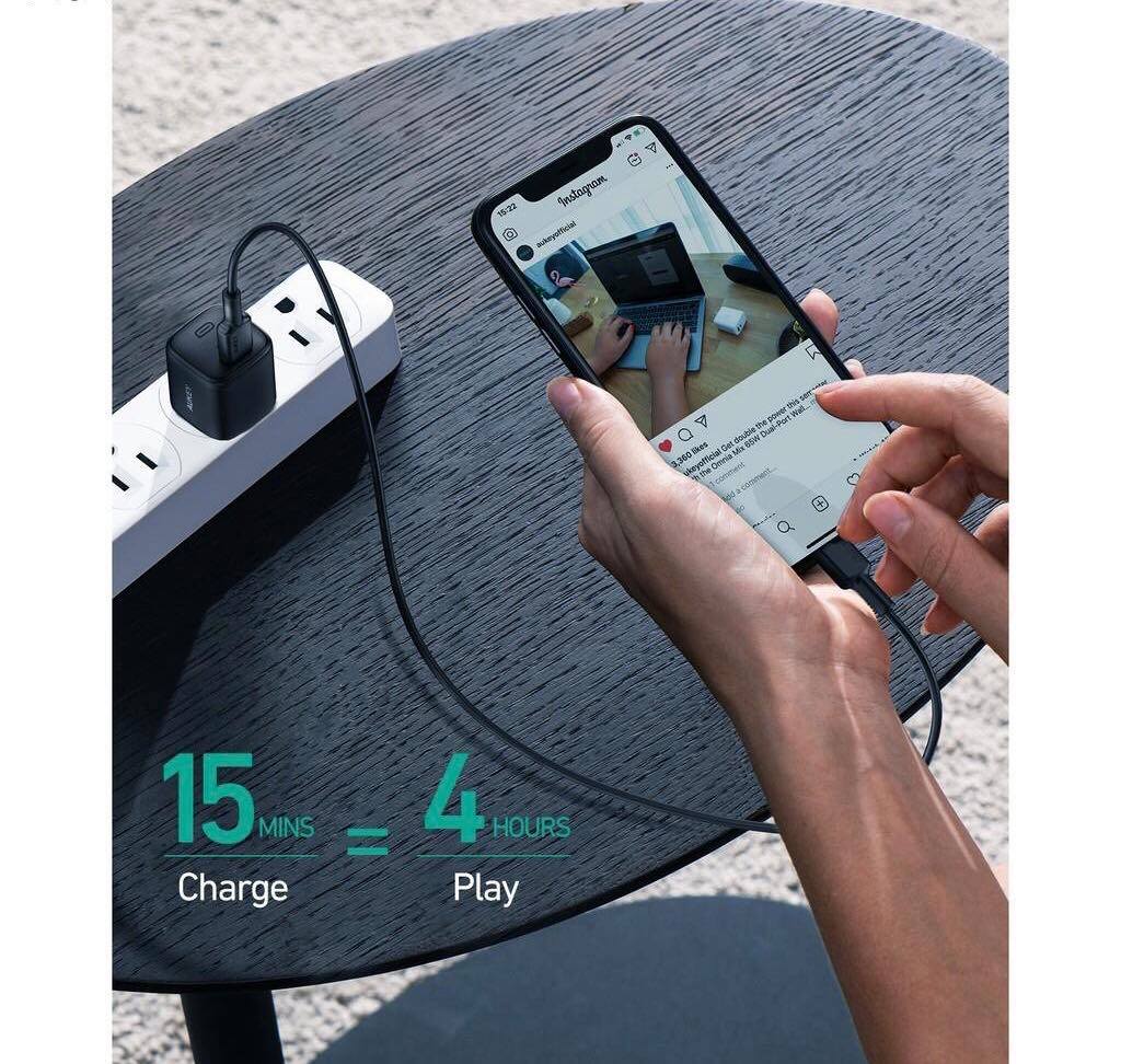 Adapter Aukey PA-B1 หัวชาร์จเร็ว WALL CHARGER USB-C จ่ายไฟสูงสุด 20W ชาร์จแบต iPhone 12
