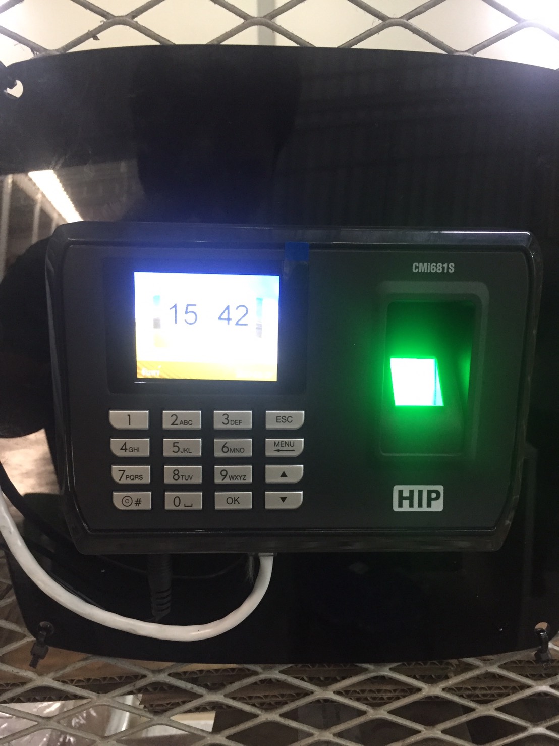 เครื่องสแกนลายนิ้วมือ cmi681s