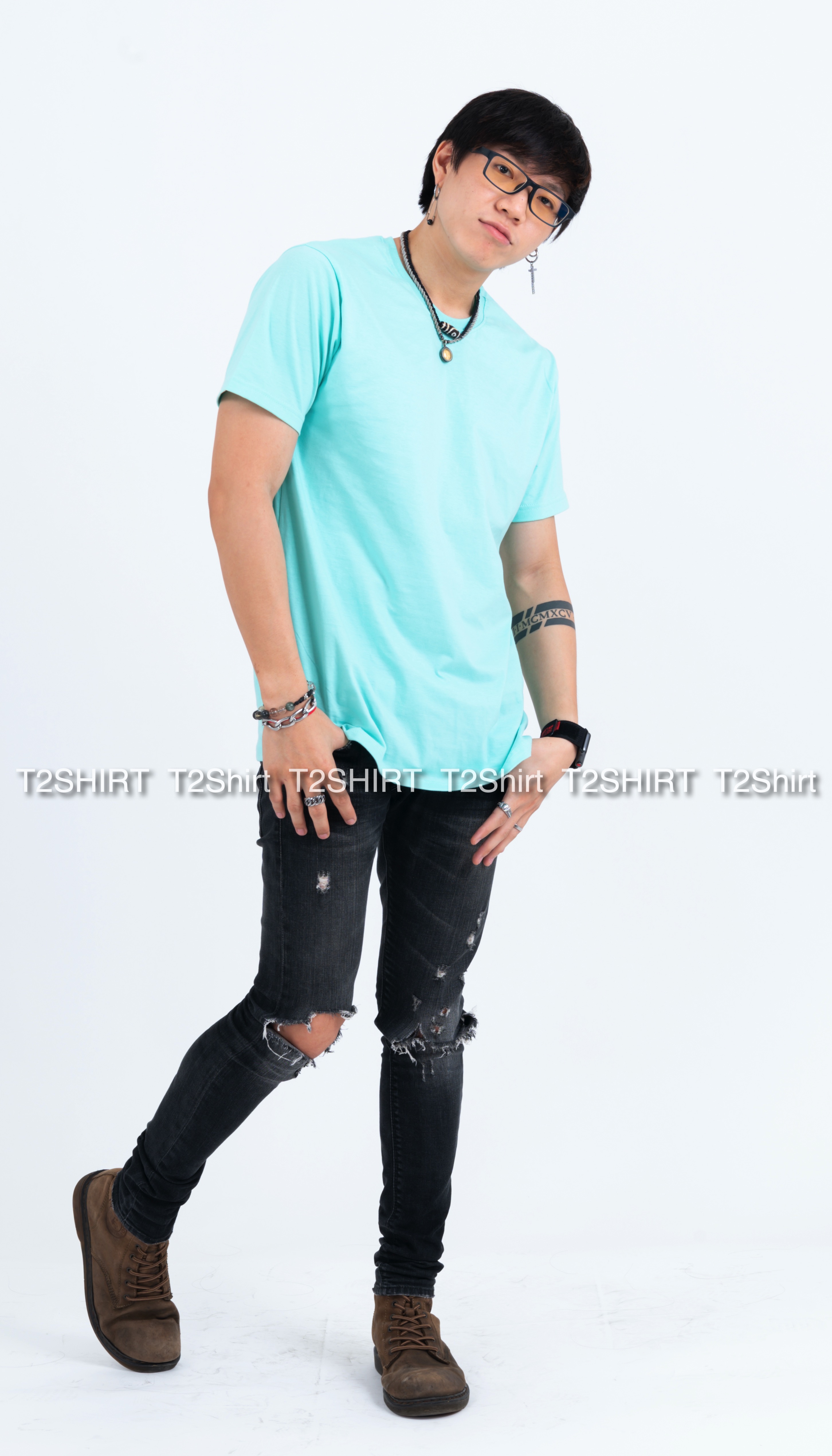 เสื้อยืด คอกลม แขนสั้น สีเขียวพาสเทล Size S