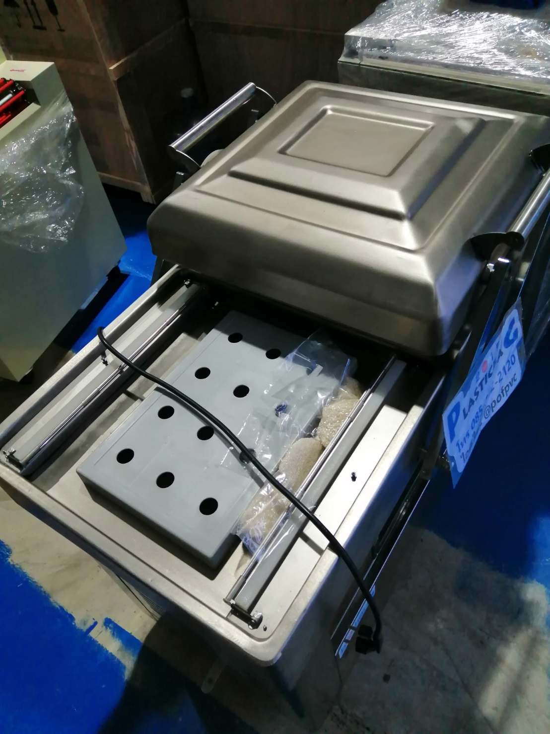 เครื่องซีลสูญญากาศแบบสองหลุม vacuum-packing-dz4002sb