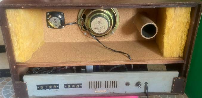 วิทยุเทปตั้งโต๊ะธานินทร์ รุ่น TCR-3324 แนววินเทจ