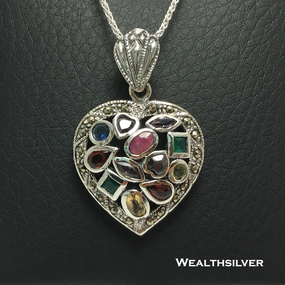 จี้นพเก้า Heart Vintage พลอยแท้ ขนาดกลาง