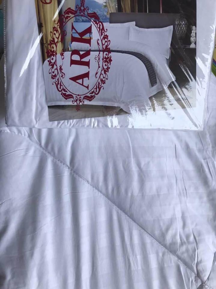 ชุดผ้าปูลายริ้ว เกรดพรีเมี่ยม 4ดาว 6ฟุต ผ้าห่ม 8ฟุต