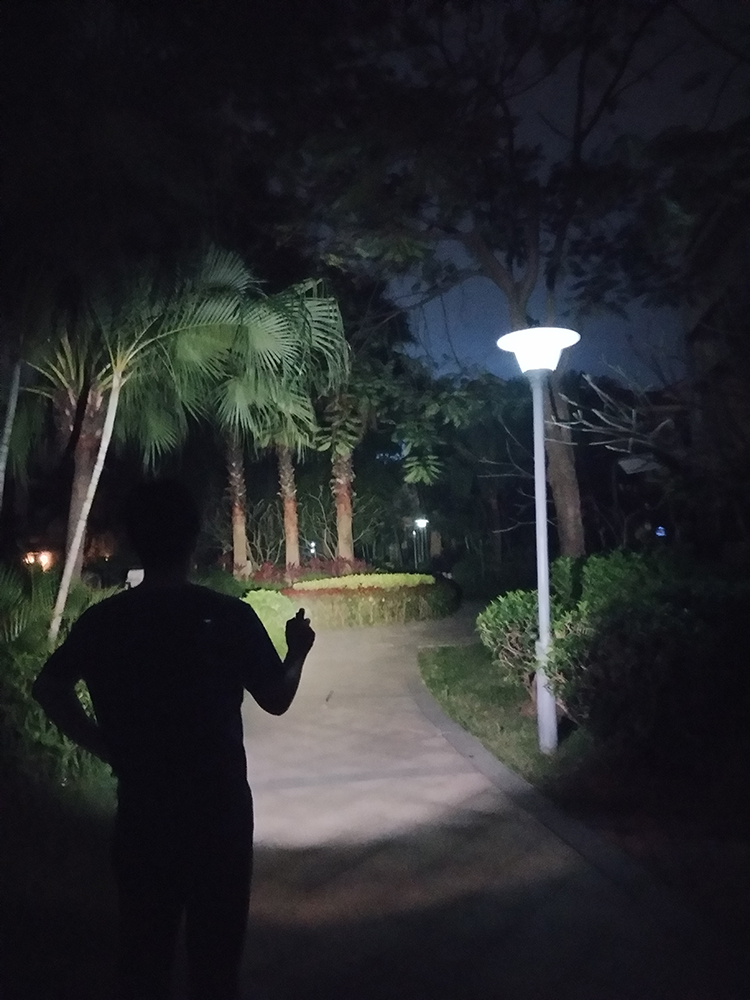 ไฟฉายคาดหัวแรงสูง Convoy H1 คุณภาพเยี่ยม XML 2 LED 1046 LM