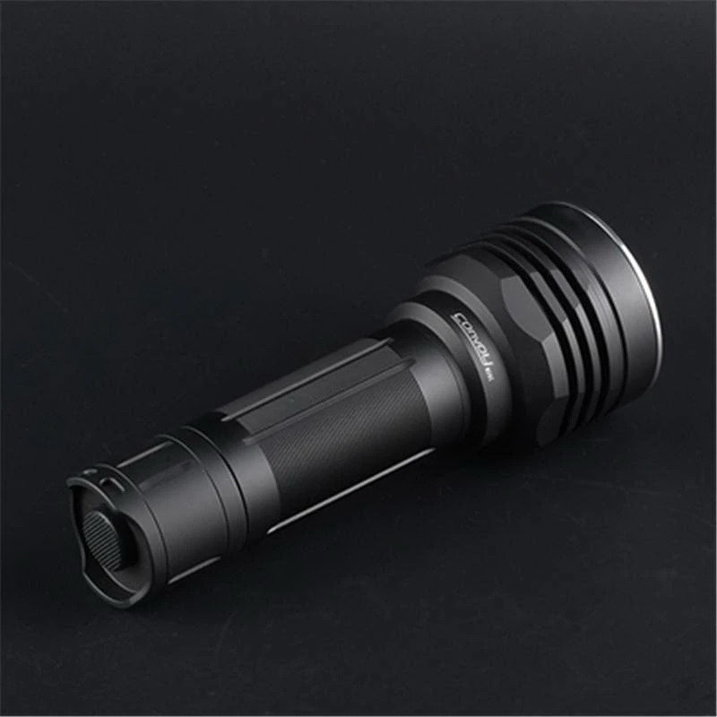 ไฟฉายแรงสูงขนาดกลางรุ่นใหม่ Convoy M26C Black หลอด SST40 , 2300 LM