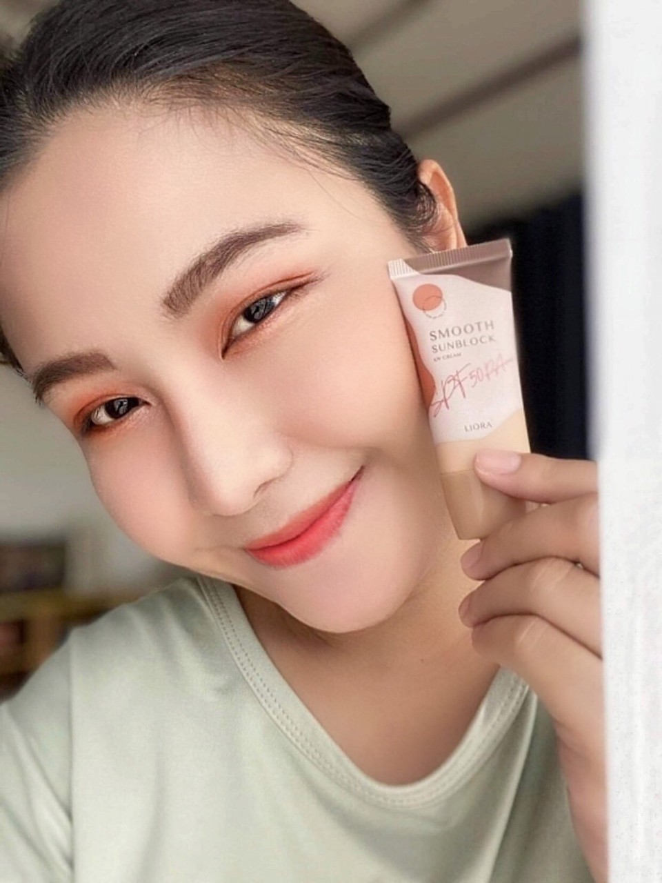 ครีมกันแดด ลิโอล่า Liora กันน้ำ กันเหงื่อ SPF50 pa+++ ไม่เทาไม่ลอยไม่วอก ใช้ได้นาน