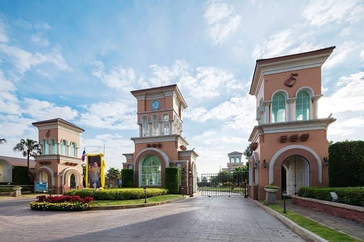 บ้านเดี่ยว 2 ชั้น พื้นที่ : 1 งาน 46.1 ตรว. หมู่บ้านลัดดารมย์ เลขที่ 22/70 ตำบลอ้อมเกร็ด อำเภอปากเกร็ด จังหวัดนนทบุรี ระหัสก.2206