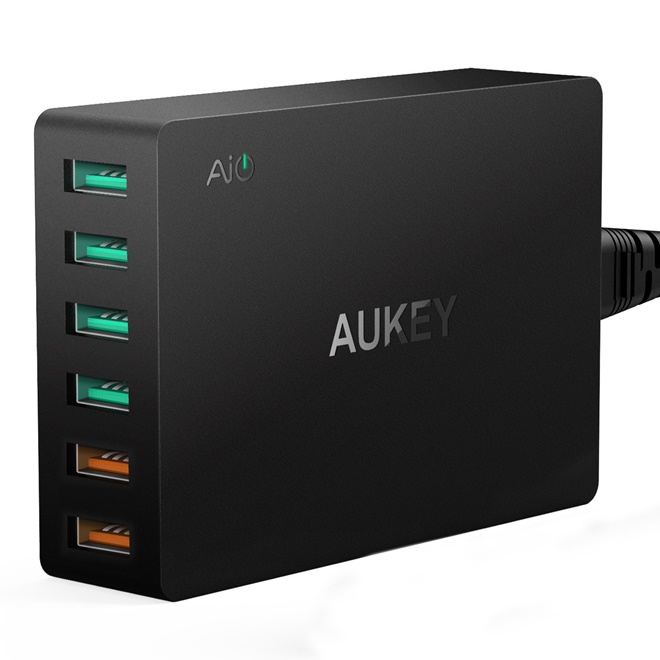 Adapter ที่ชาร์จ Aukey 6 Port USB Charging Station With Qualcomm QuickCharge 3.0(QC 3.0+QC 2.0)+แถมสาย Aukey USB(pa-t11)