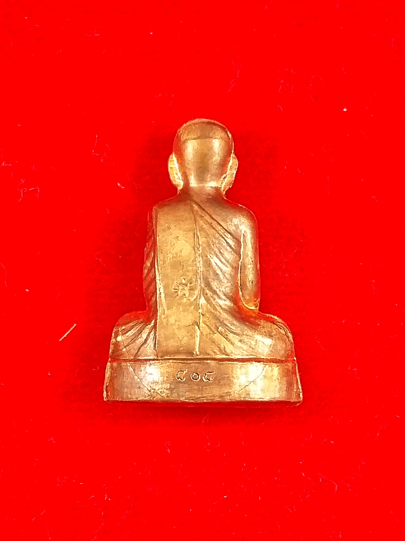 พระรูปเหมือนหล่อ พ่อท่านเอื้อม เนื้อทองแดง