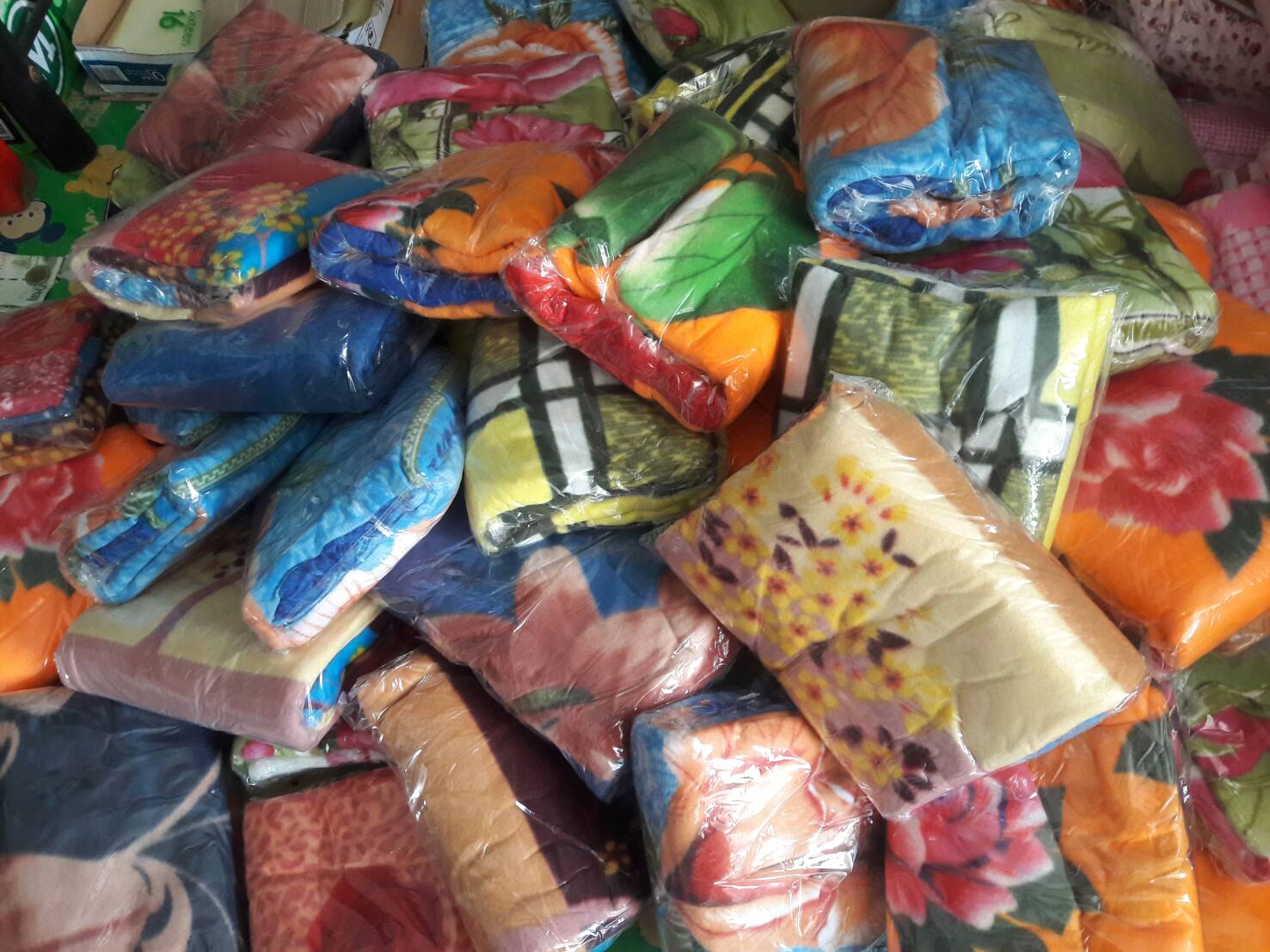 ขายผ้าห่ม ผ้าสำลี คละลาย 4ฟุต (147x170 ซม) พร้อมส่ง