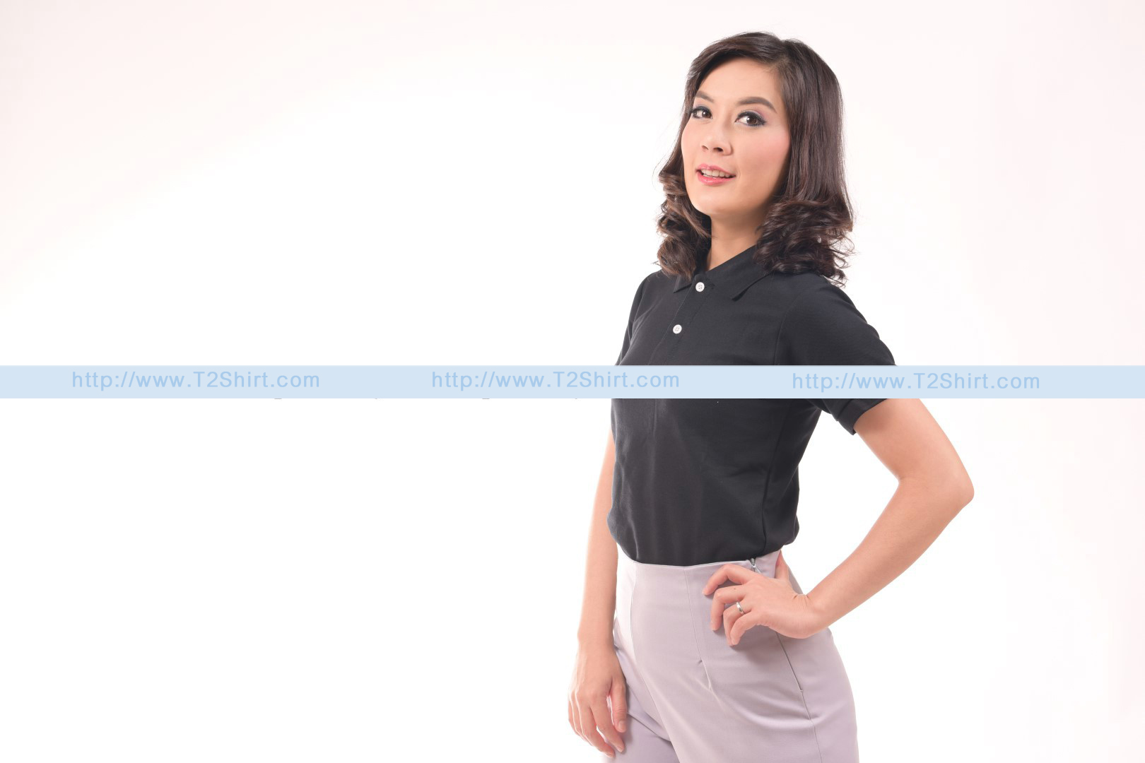 เสื้อโปโล TK แขนสั้น ทรงเว้า (หญิง) สีดำ Size S