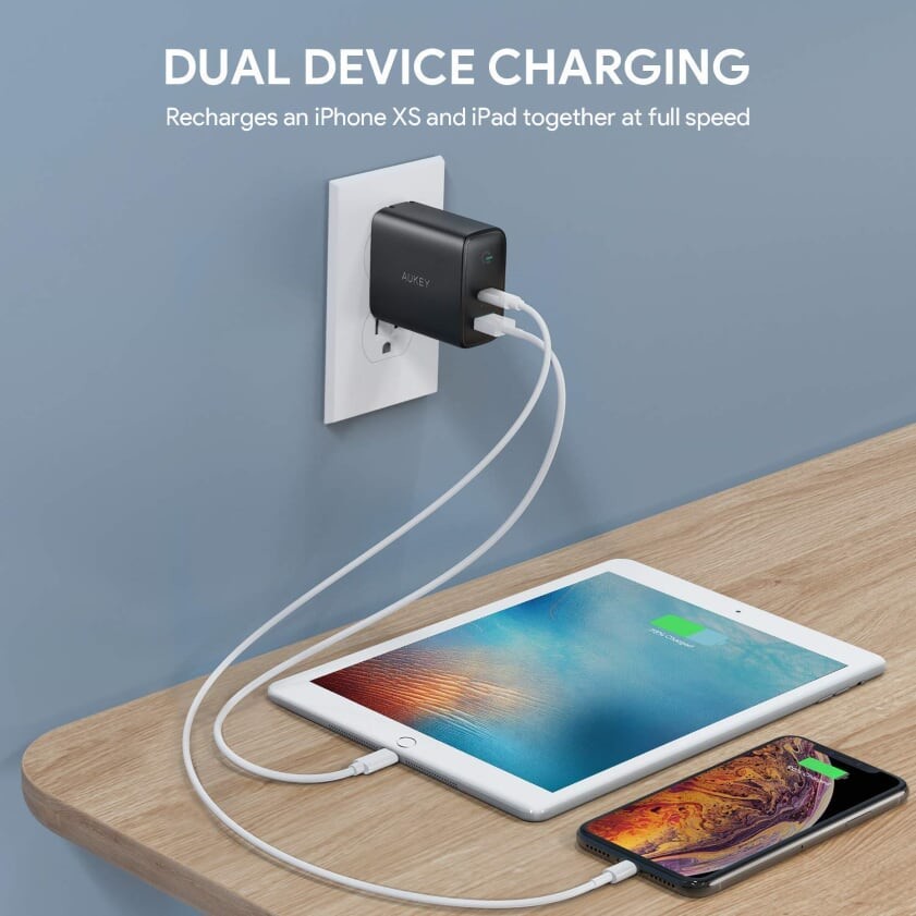 Adapter Aukey หัวปลั๊กชาร์จเร็ว Dynamic USB-C Power Delivery 30W และ AiPower Fast Charge ช่อง รุ่น PA-D1