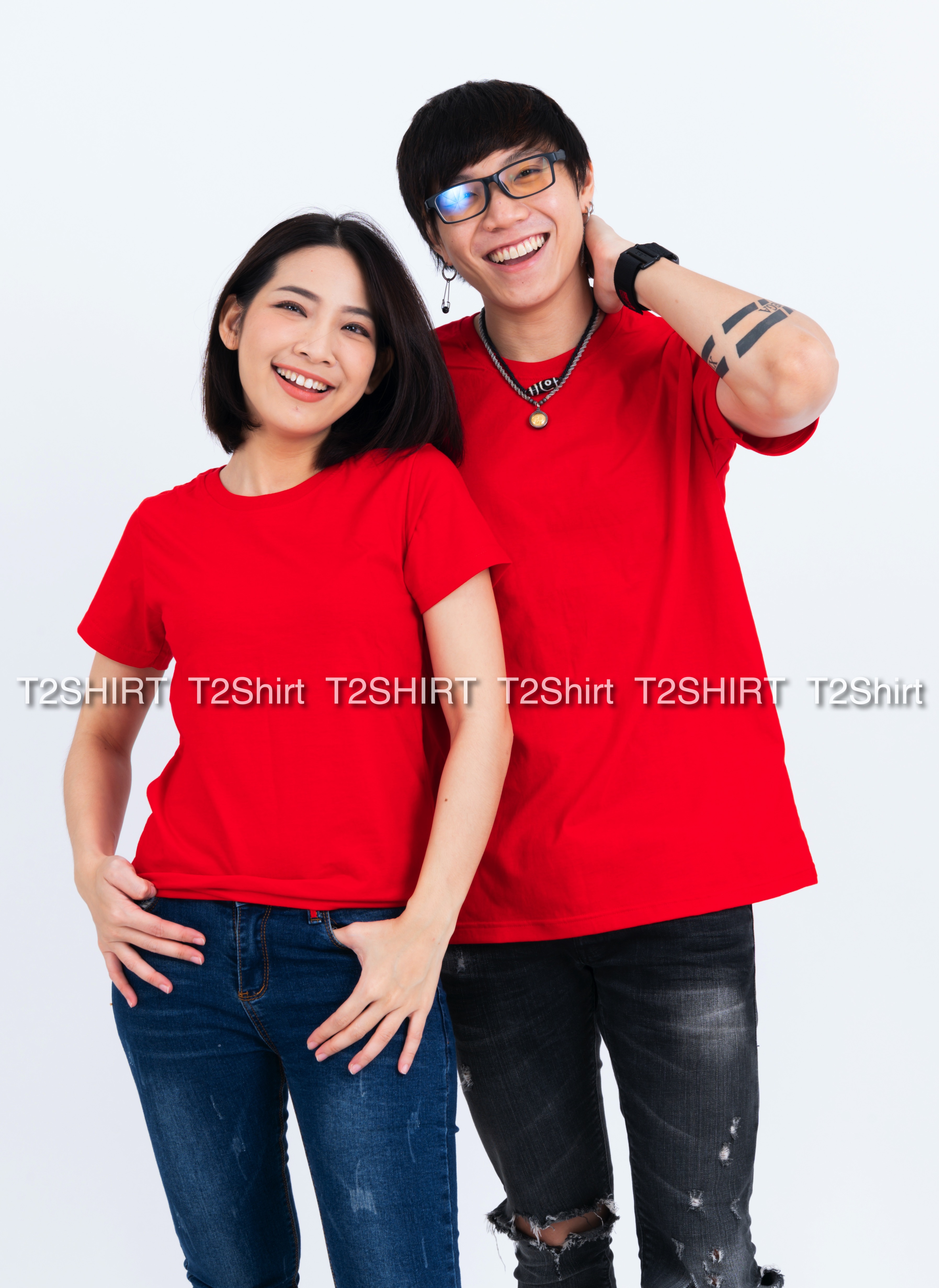 เสื้อยืด คอกลม แขนสั้น สีแดง Size L