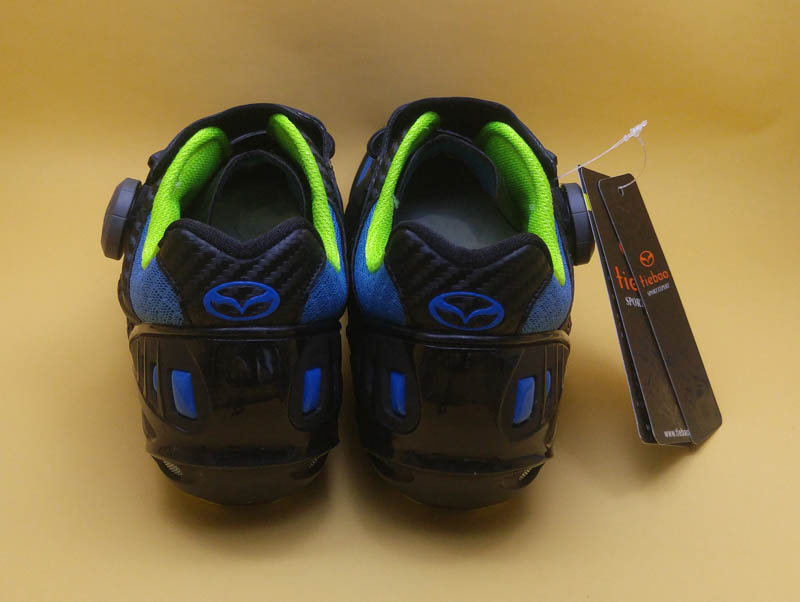 รองเท้า Tiebao พื้นคาร์บอน