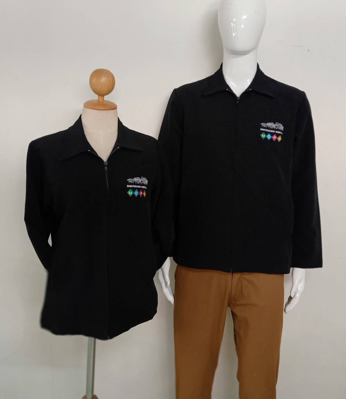เสื้อแจ็คเก็ต เสื้อแจ็คเก็ตกึ่งสูทสีดำ เสื้อแจ็คเก็ตผู้บริหาร ชาย หญิง คอปก งานสั่งผลิต