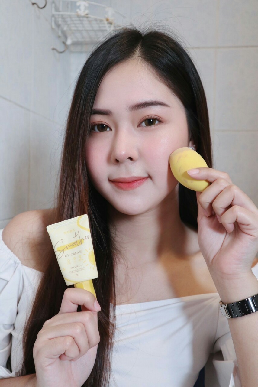 ครีมกันแดดผิวหน้า ราคาถูกและดี SPF50 PA+++ ยี่ห้อ MEDA