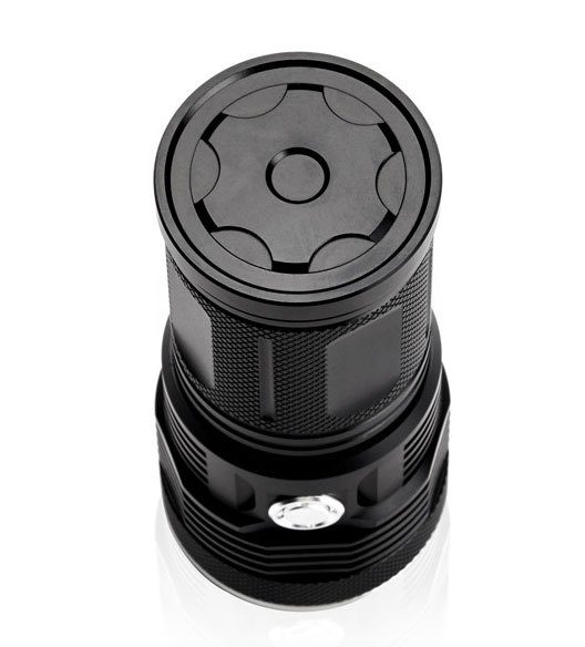 ไฟฉายมือถือแรงสูงชนิดหลอด แบบจับกระชับมือ T6 แบบ 7 หลอด Model : EX7 แบบครบชุด (รวมแบตและที่ชาร์จ)