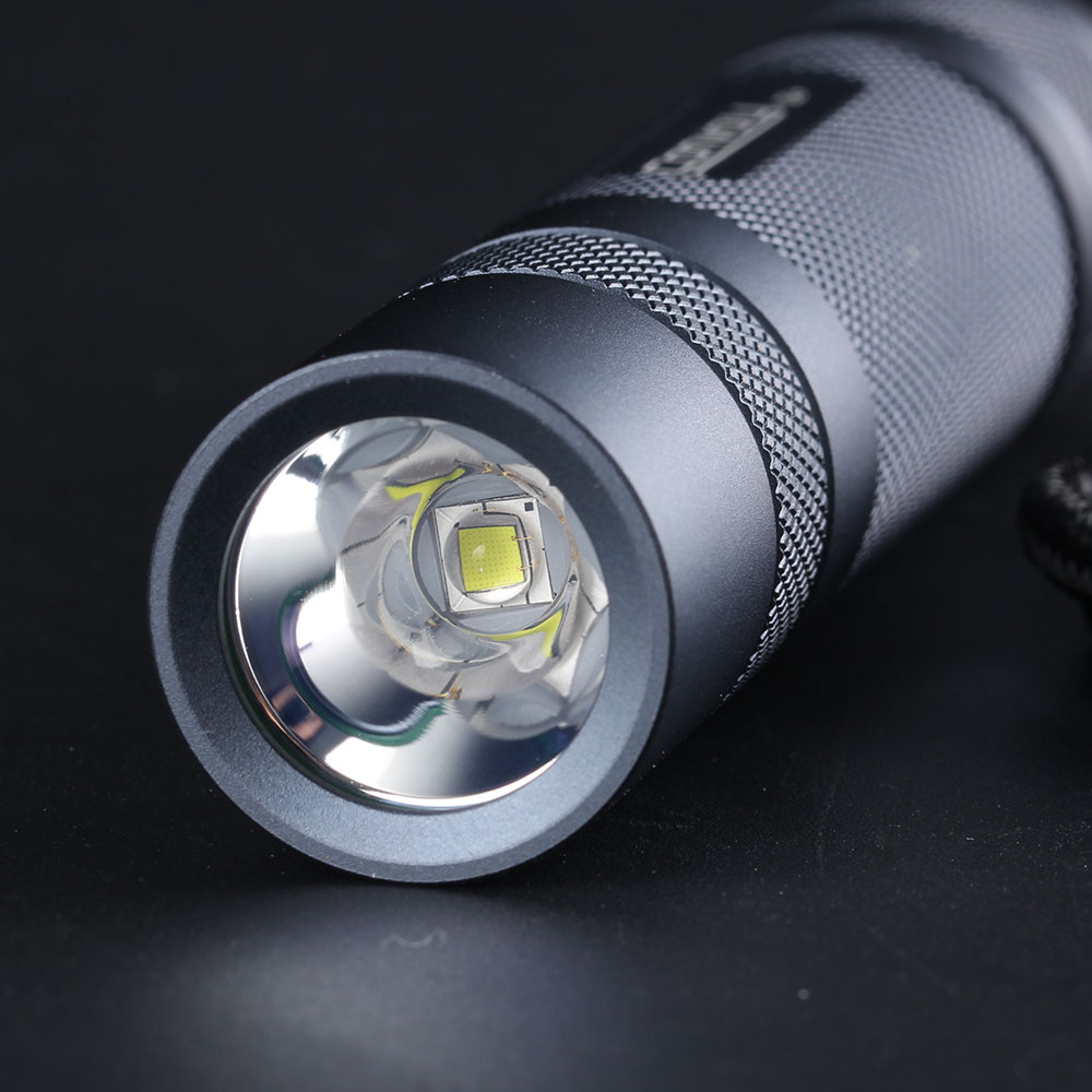 ไฟฉายพกพา ขนาดเล็กคุณภาพสูง Convoy S2+ Gray Luminus SST40 LED Up to 1800 LM