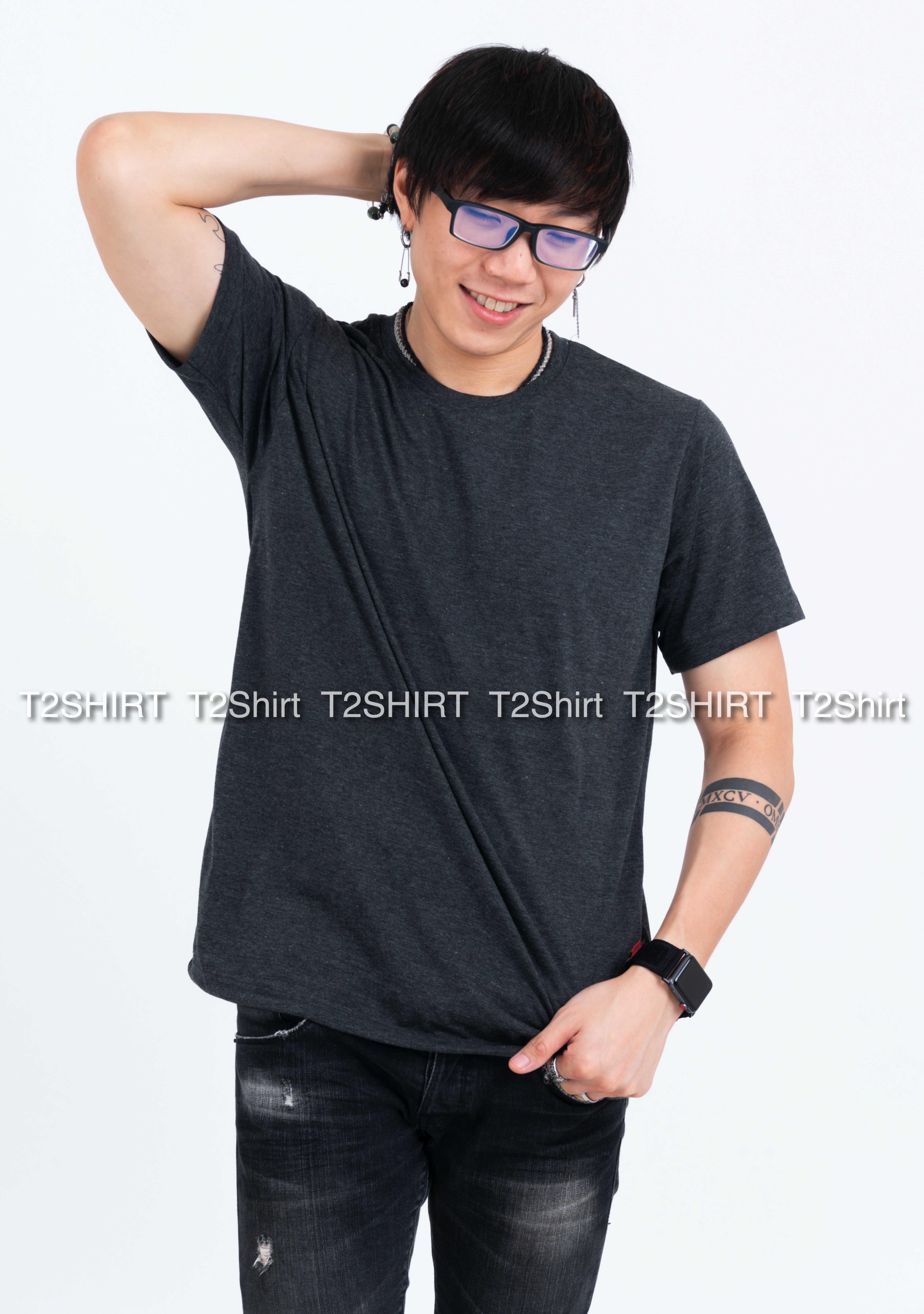 เสื้อยืด คอกลม แขนสั้น สีดำท็อปดาย Size M