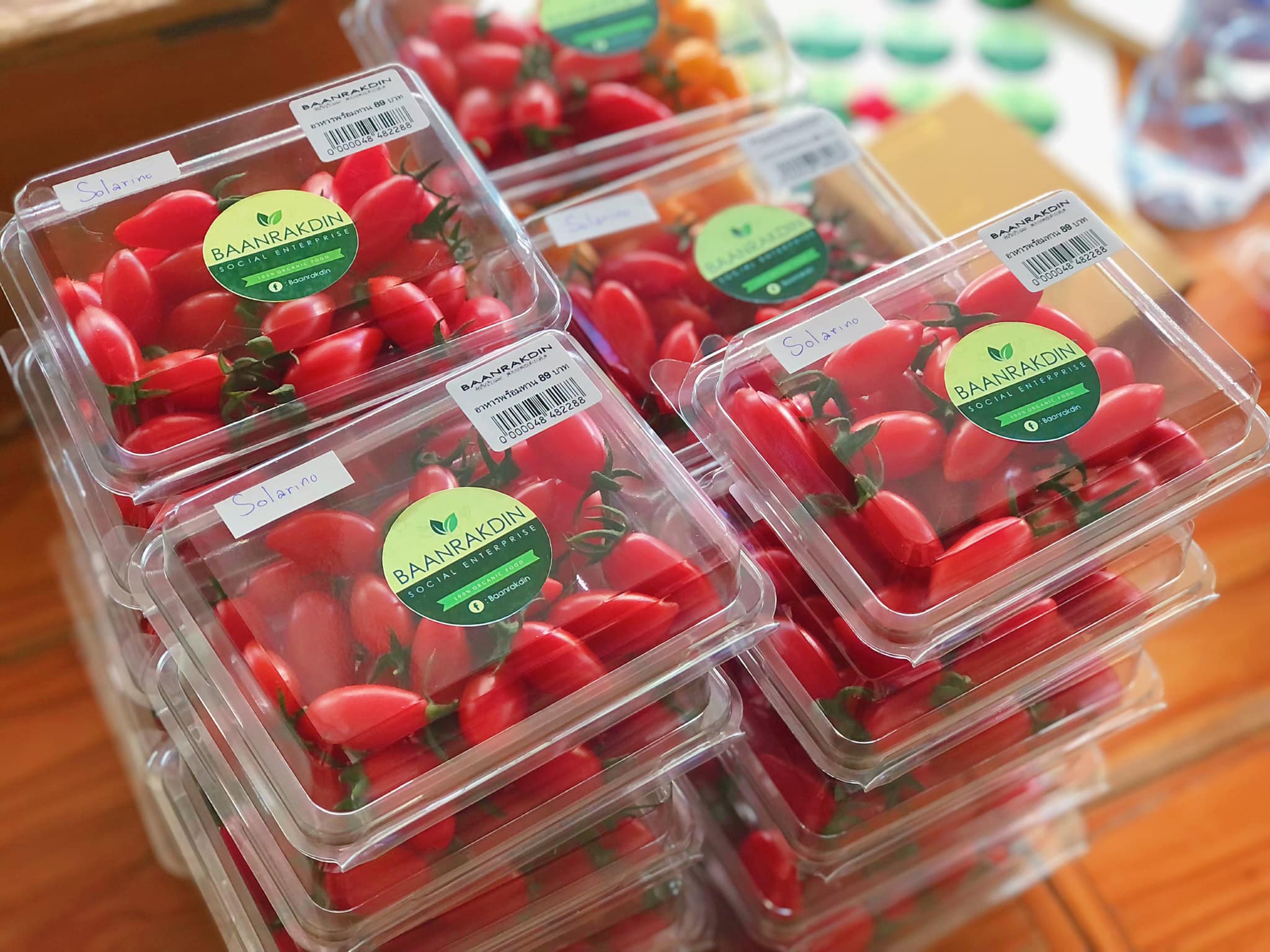 บ้านรักษ์ดิน มะเขือเทศโซลาริโน่อินทรีย์ 140 กรัม