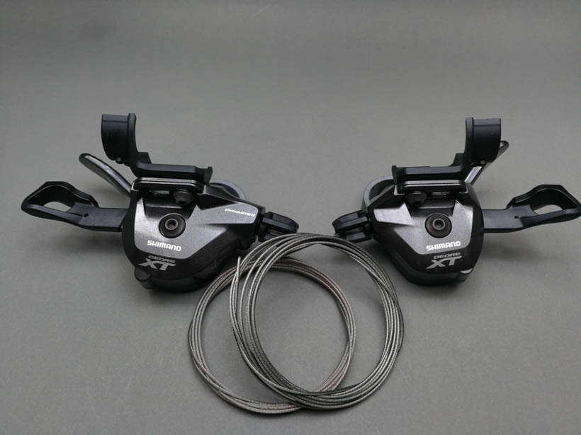 มือเกียร์ XT 11 speed รหัส SL-M8000 แบบธรรมดา / Direct Mount มาพร้อมสายเกียร์