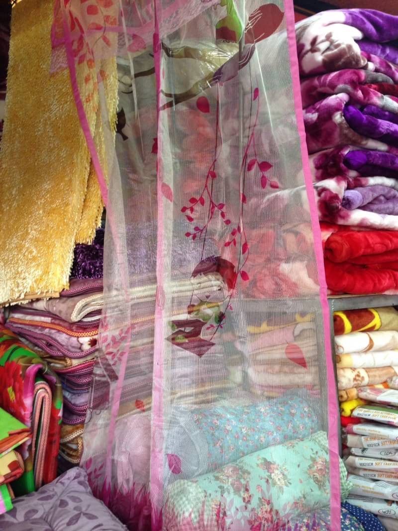 ม่านกันแมลง มุ้งกันยุง แบบติดประตู 139.- ส่งฟรี ขนส่งเอกชน