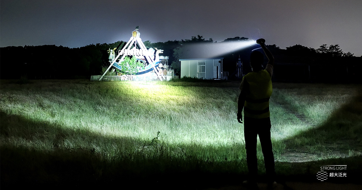 ไฟฉายจับถือ และสะพาย ขนาดกลาง Han Guang 2832T