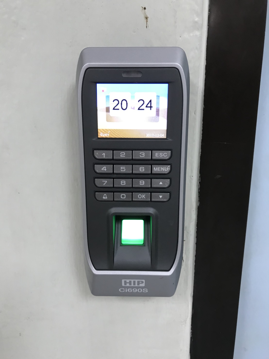 เครื่องสแกนลายนิ้วมือ ci690s