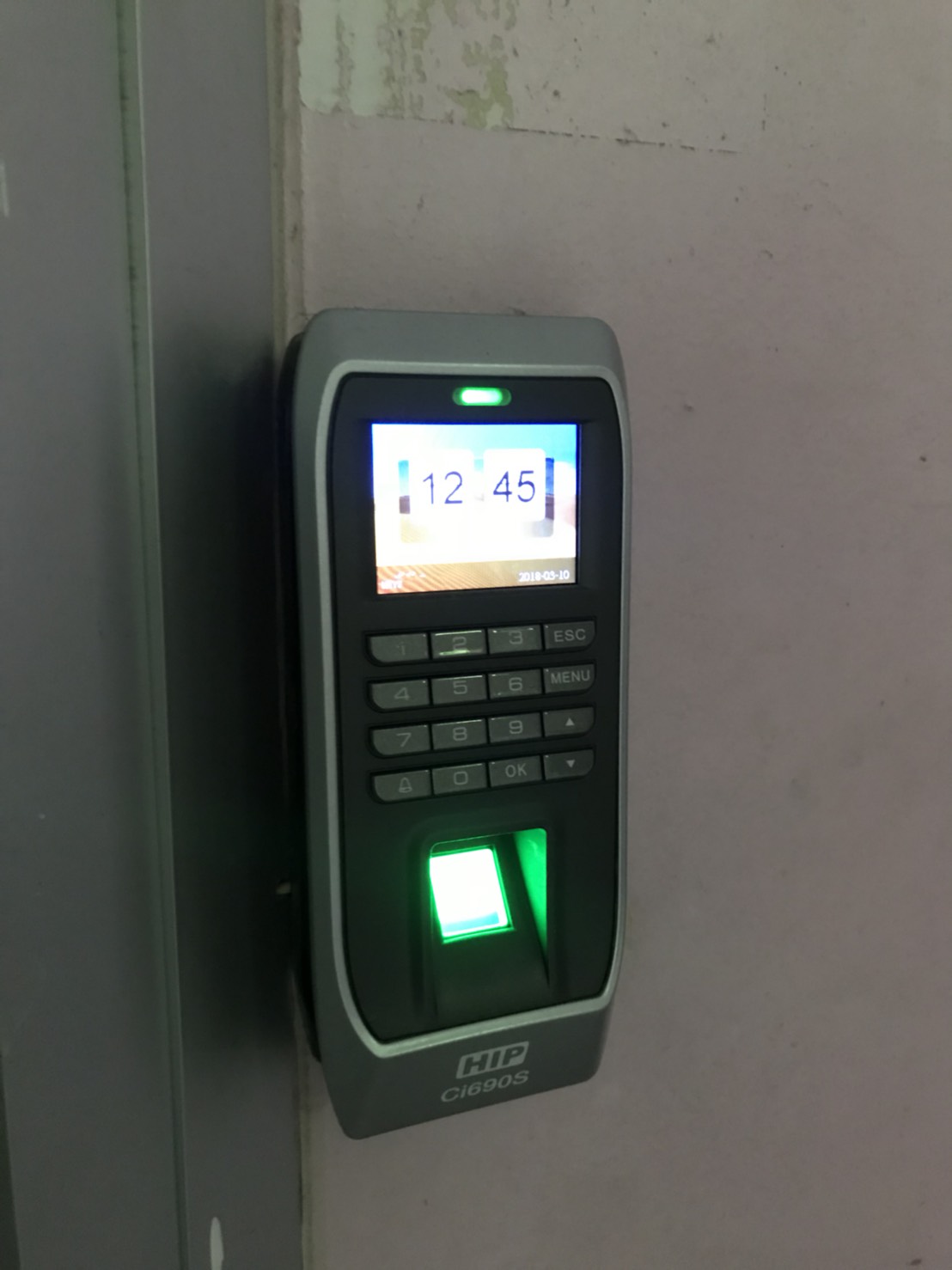 เครื่องสแกนลายนิ้วมือ ci690s