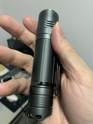 ไฟฉายแรงสูงขนาดเล็ก Pioneman K21X Black หลอด SST70 , 3000 LM