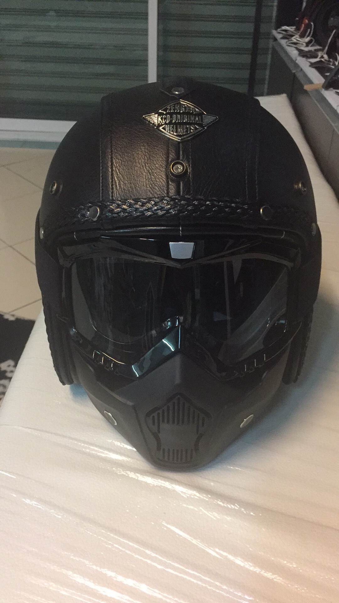 หมวกกันน็อคหนัง Biker-Z