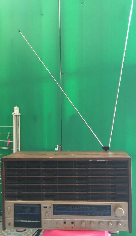 วิทยุเทปตั้งโต๊ะธานินทร์ รุ่น TCR-3324 แนววินเทจ