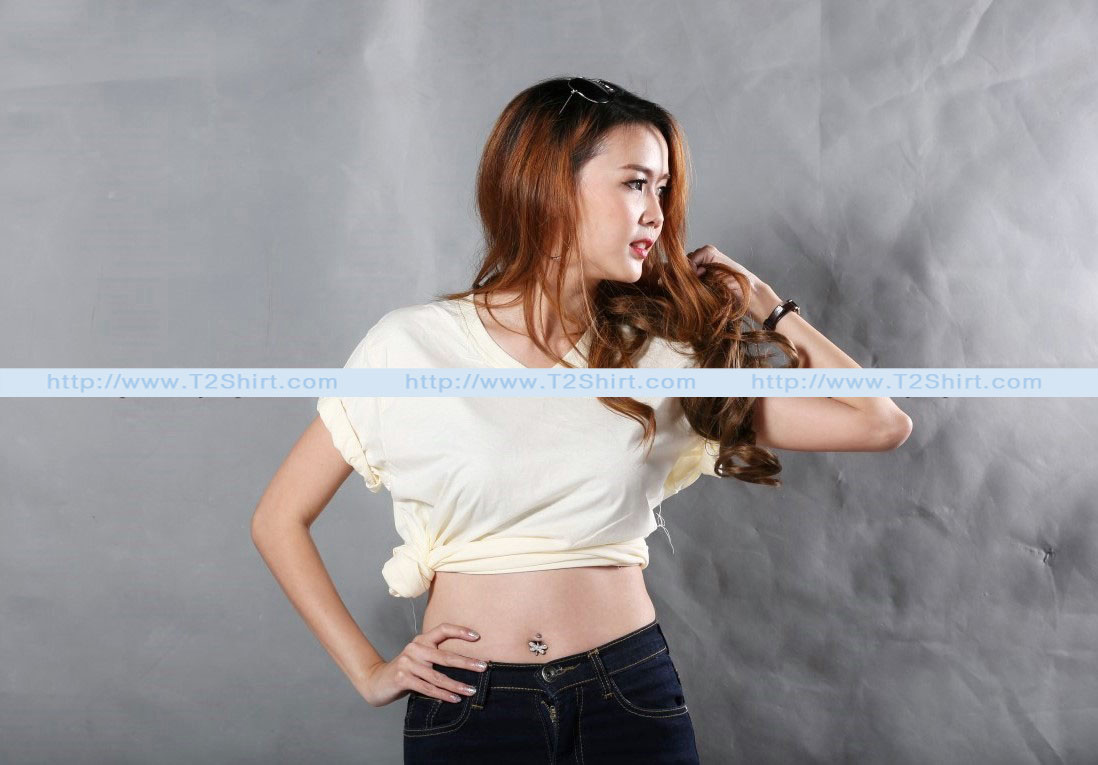 เสื้อยืด คอวี แขนสั้น สีครีม Size 2XL
