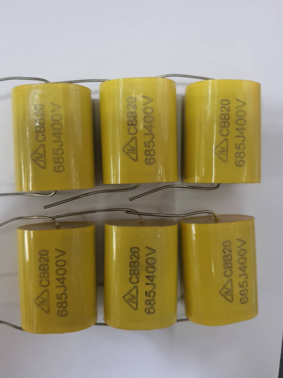 400V685J (6.8UF400V)
