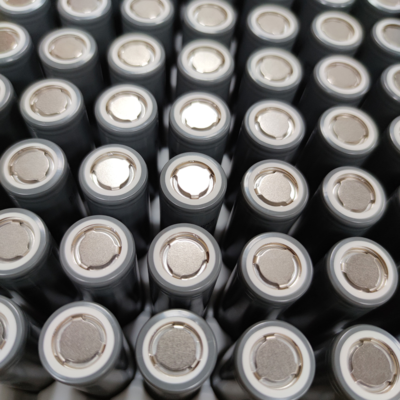 ไฟฉายคาดศีรษะแรงสูง Convoy H3 high color rendering Nichia 519A , สีของแสง 5000K