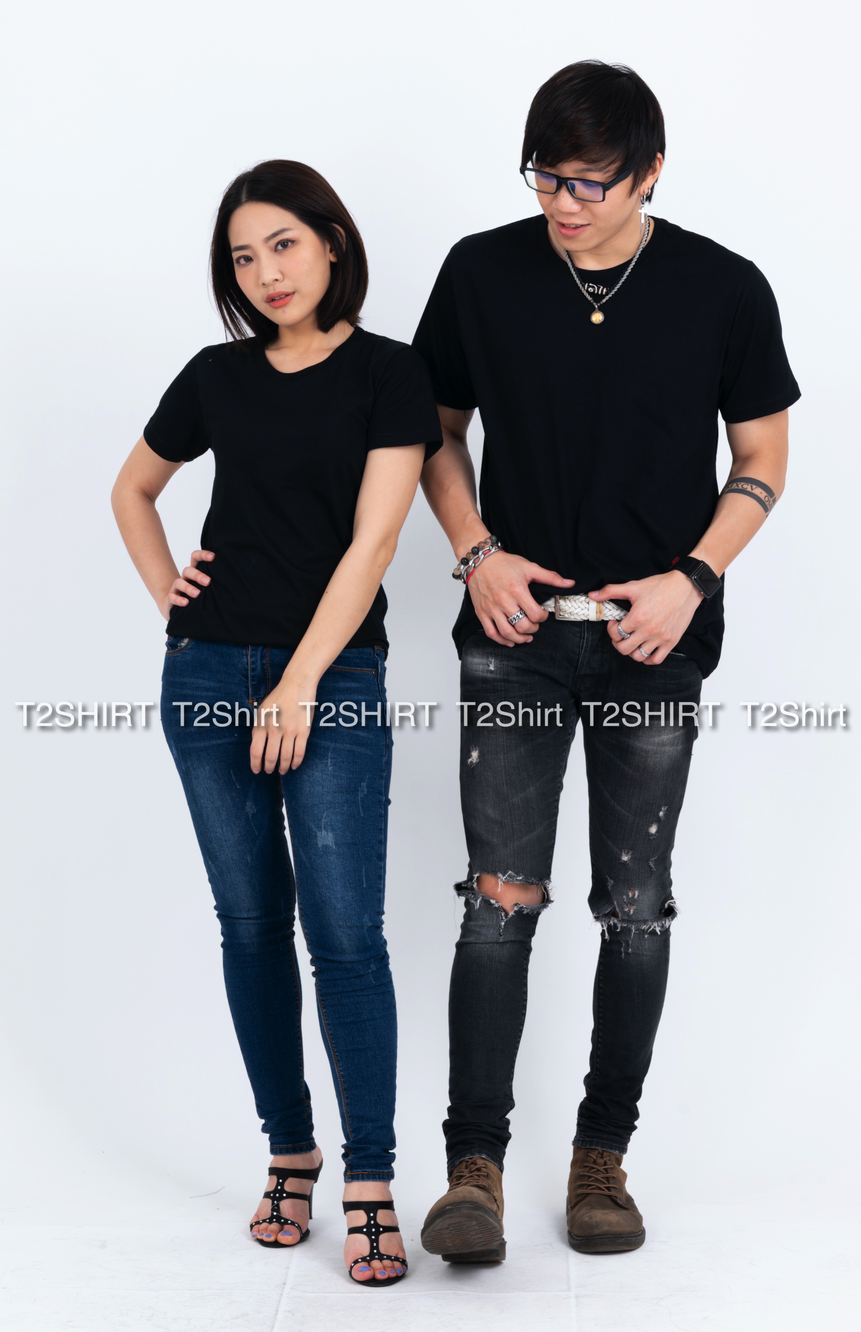 เสื้อยืด คอกลม แขนสั้น สีดำ Size M