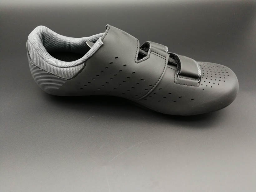 รองเท้า Shimano RP301