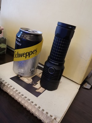 ไฟฉายพกพา คุณภาพสูง ขนาดกลาง Convoy M3 XHP70.2 LED Up to 4300 LM