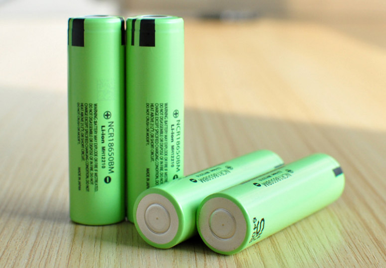 ไฟฉายแรงสูงขนาดเล็ก ส่องไกล Long Range Convoy C8+ Black หลอด KW CSLMN1.TG 6500K แสงขาว