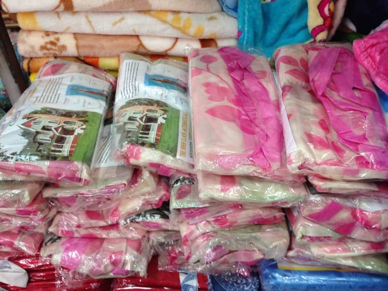 ม่านกันแมลง มุ้งกันยุง แบบติดประตู 139.- ส่งฟรี ขนส่งเอกชน