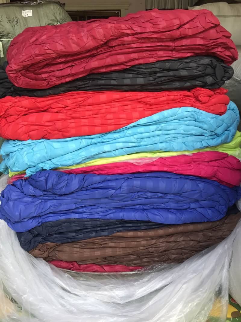 ชุดผ้าปูสีพื้น ลายริ้ว 6ฟุต 6 ชิ้น ผ้าห่มขนาด 7 ฟุต