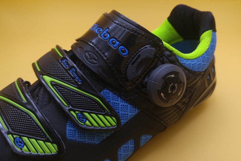 รองเท้า Tiebao พื้นคาร์บอน