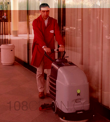 เครื่องขัดพื้นอัตโนมัติ IPC F36