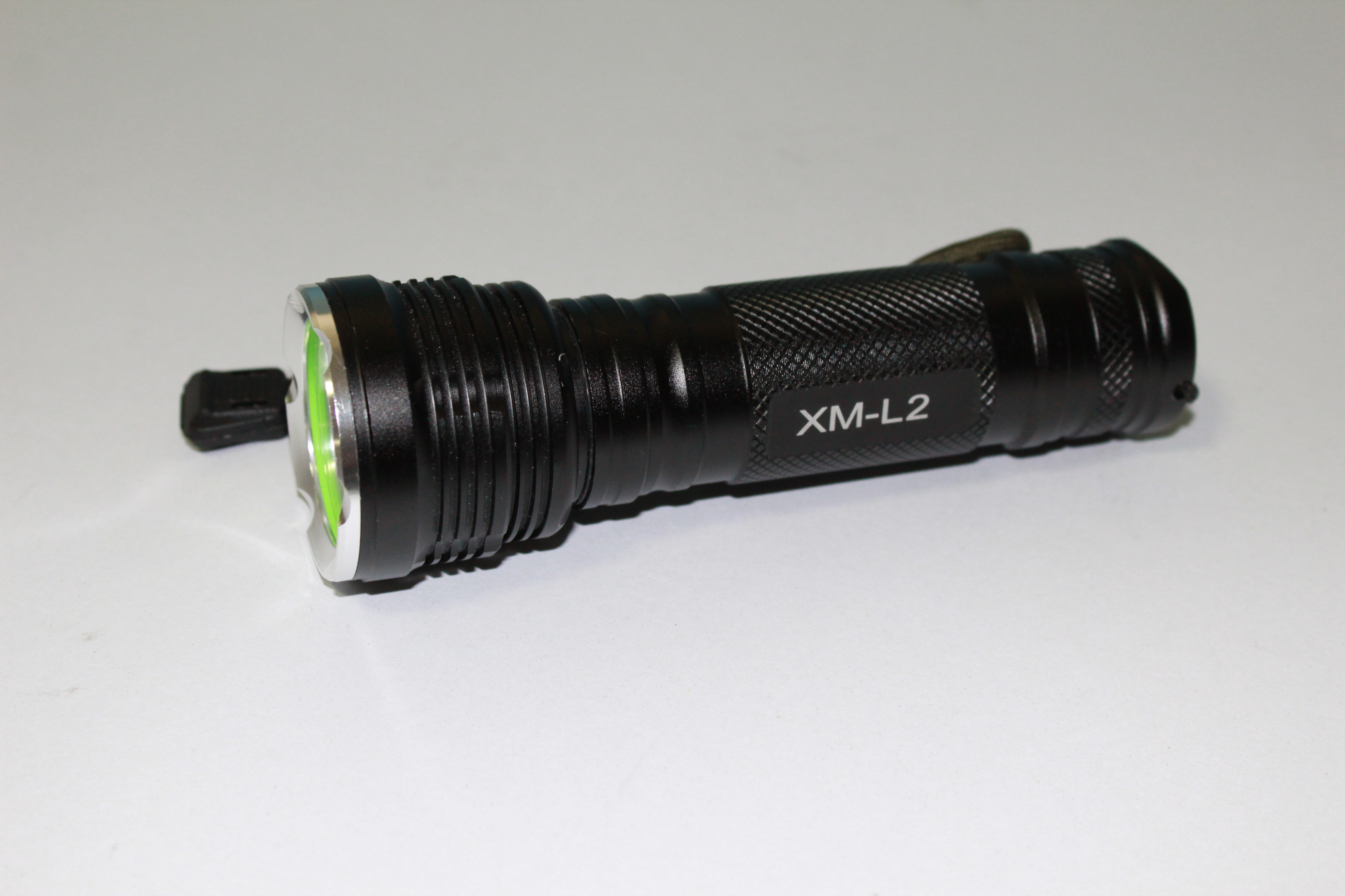 ไฟฉายพกพาแรงสูง Ultrafire Cree LED หลอด XM L2