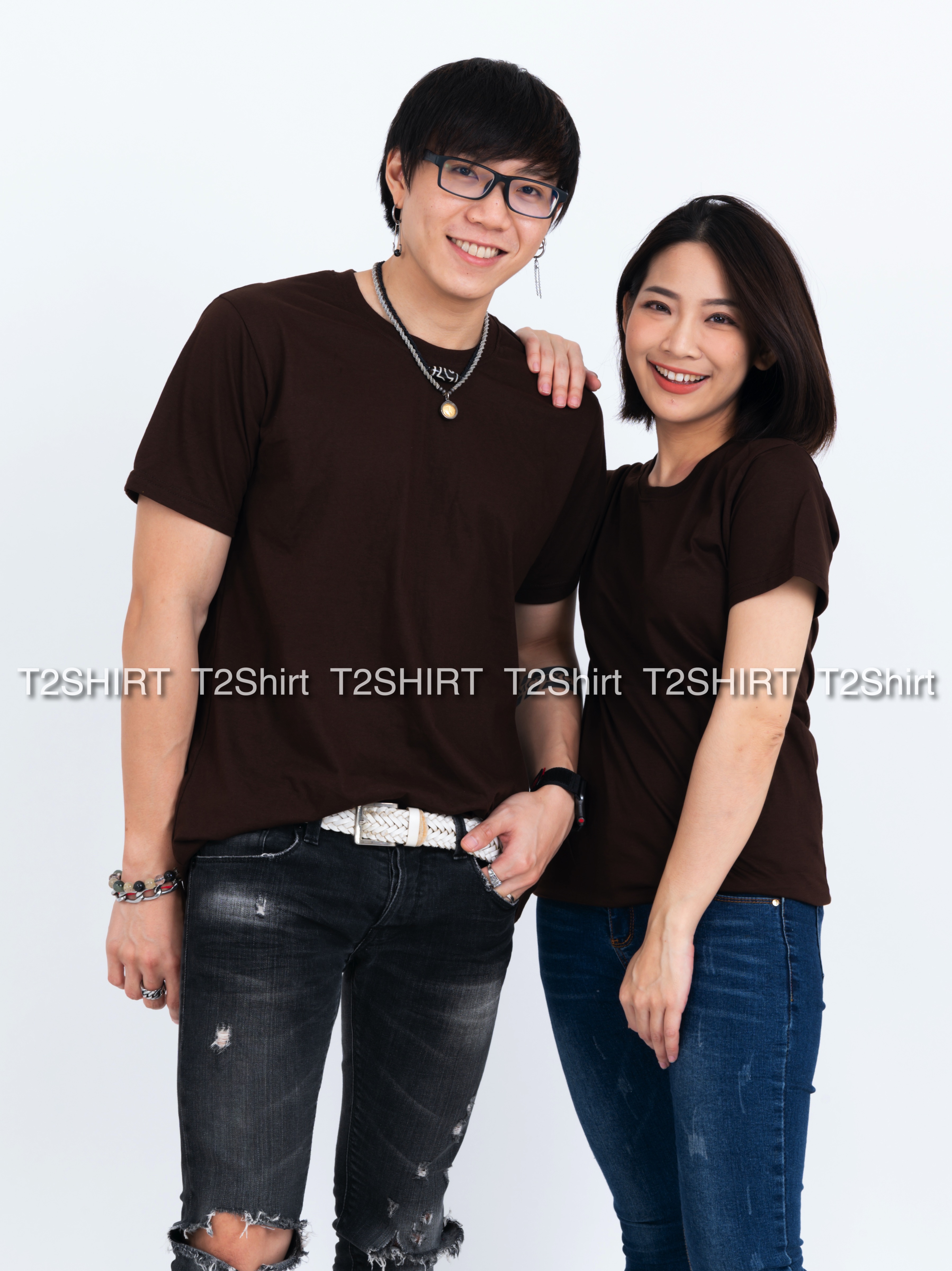 เสื้อยืด คอกลม แขนสั้น สีน้ำตาล Size L