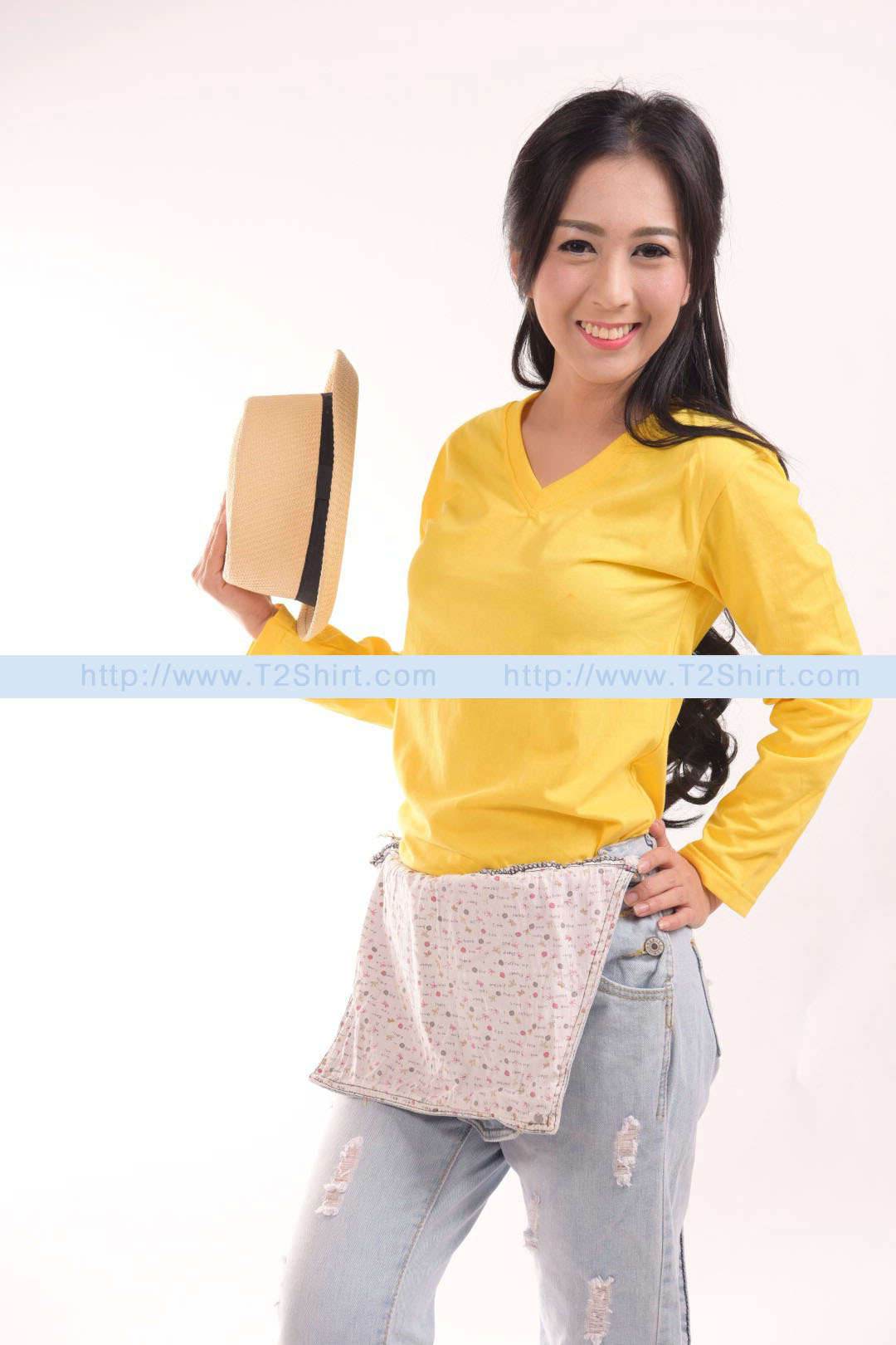 เสื้อยืด คอวี แขนยาว สีเหลือง Size XL