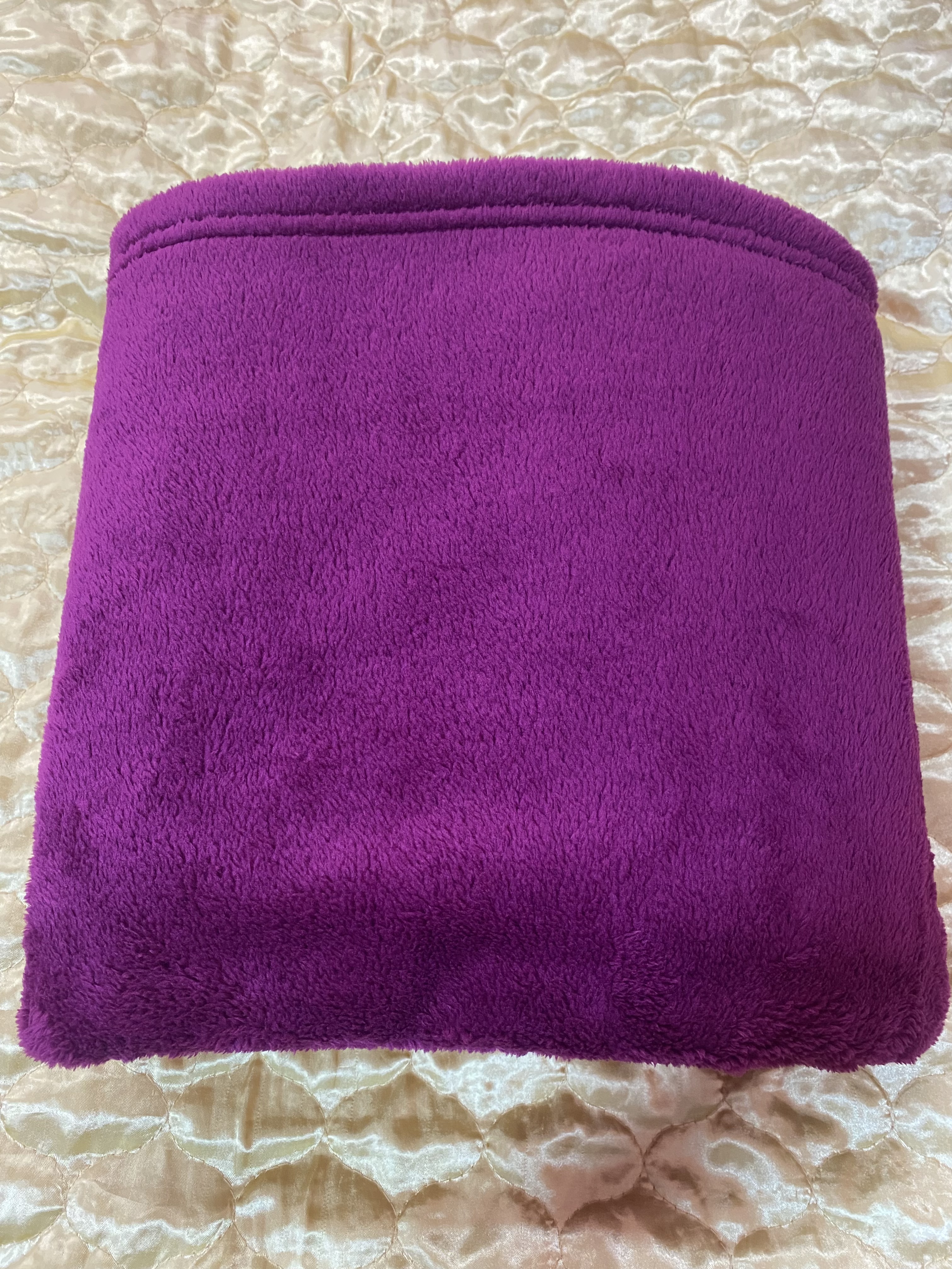 ผ้าห่มขนฟูอ่อนนุ่มๆ สวยๆ คุณภาพดี ขนาด 175x210cm