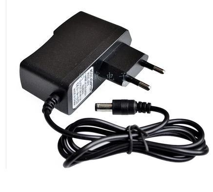 Adapter AC/DC 9V 1A