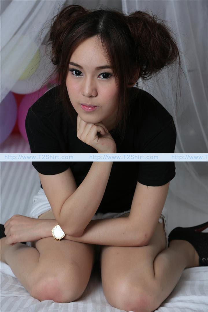 เสื้อยืด คอกลม แขนสั้น สีดำ Size M